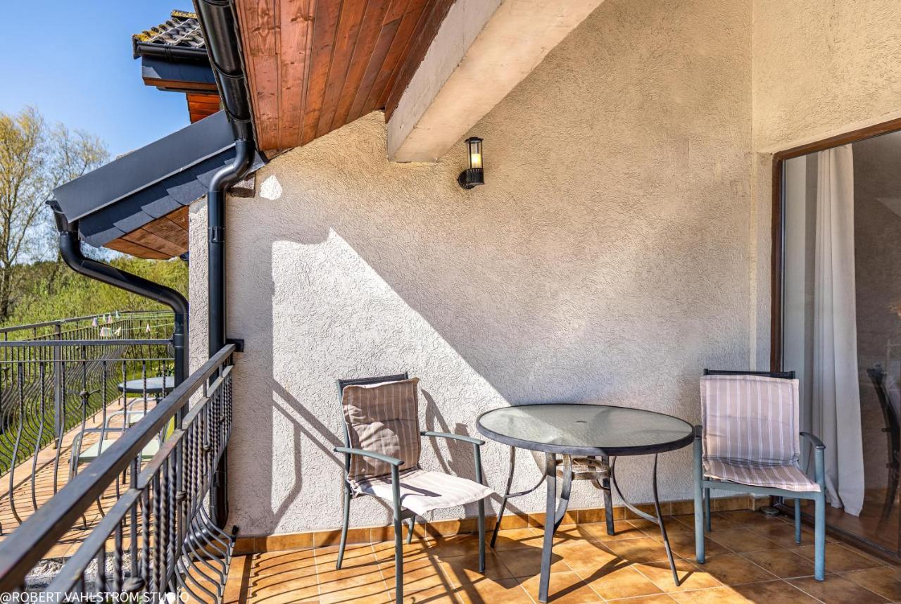 Appartement Osrodek Wypoczynkowy Swallow à Grzybowo  Extérieur photo