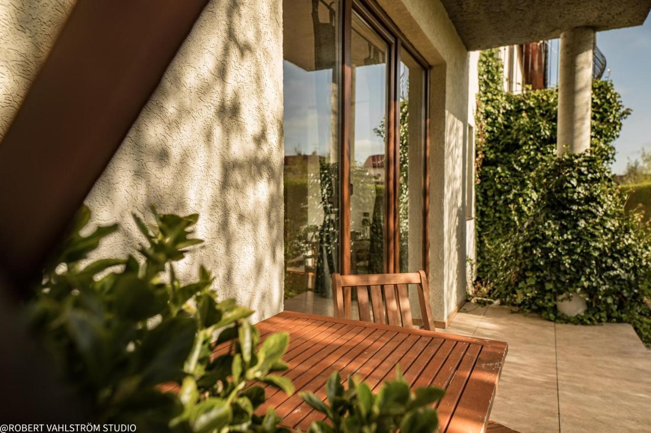 Appartement Osrodek Wypoczynkowy Swallow à Grzybowo  Extérieur photo