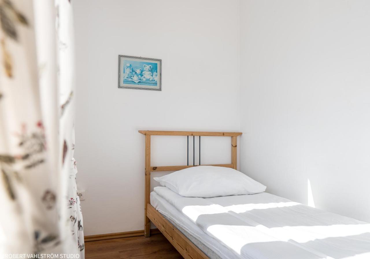 Appartement Osrodek Wypoczynkowy Swallow à Grzybowo  Extérieur photo
