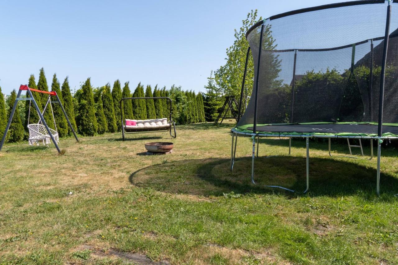 Appartement Osrodek Wypoczynkowy Swallow à Grzybowo  Extérieur photo