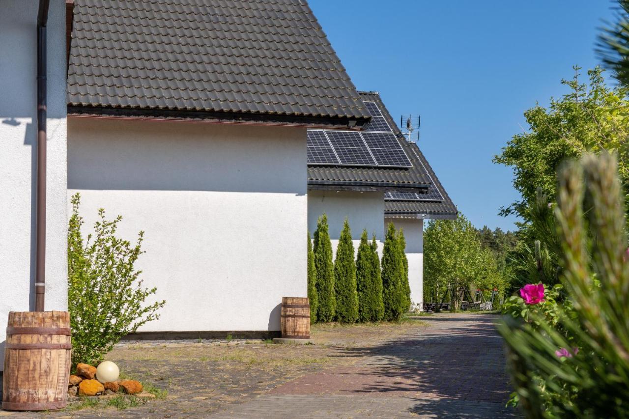 Appartement Osrodek Wypoczynkowy Swallow à Grzybowo  Extérieur photo